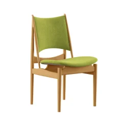 Egypterstol, valnød af Finn Juhl