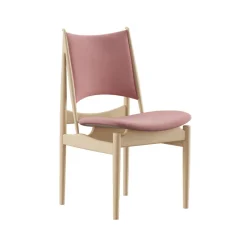 Egypterstol, valnød af Finn Juhl