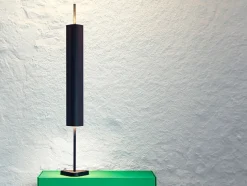 Emi Table Lamp fra Flos
