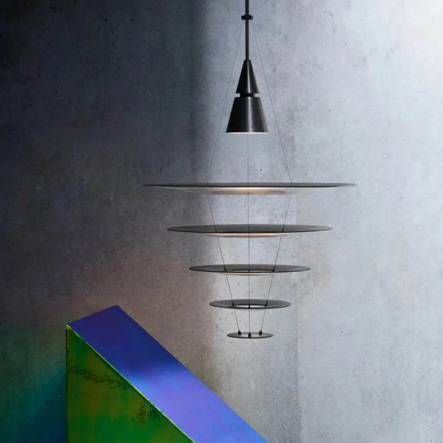 Enigma 545 sort pendel fra Louis Poulsen