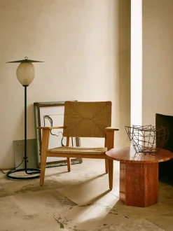 Epic Coffee Table Ø60 cm, travertine fra GUBI