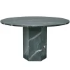 Epic Outdoor Dining Table, round fra GUBI