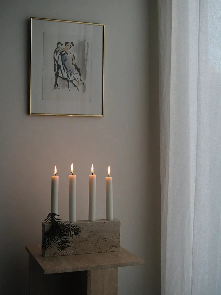 Epode Lysestage 25 cm, travertin silver fra Wabi Sabi Nordic