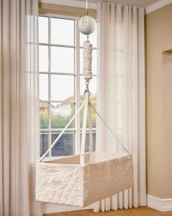 Essential bundle - Vugge m. Vuggemotor Connect Basic fra Moonboon