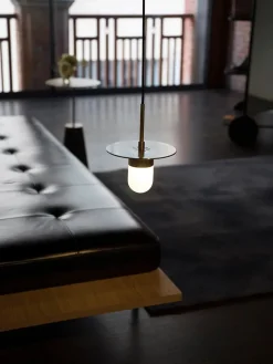 Everyday Pendant, brass fra Stellar Works