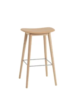 Fiber Bar Stool Wood fra Muuto