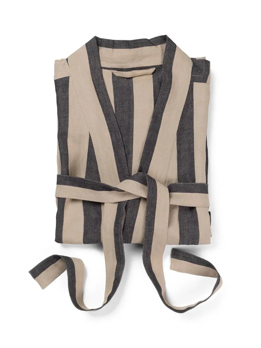 Field Robe, camel/red fra Ferm Living