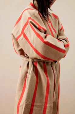 Field Robe, sand/black fra Ferm Living