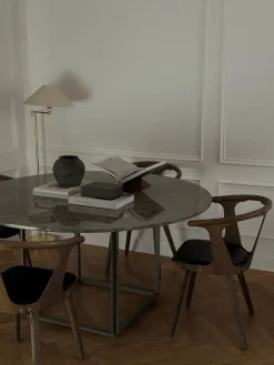 Florence Spisebord Ø145, gris du marais/beige grey fra New Works