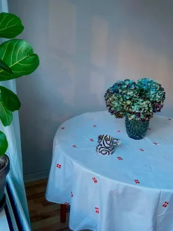 Flower Dug, Rund fra Blåmst