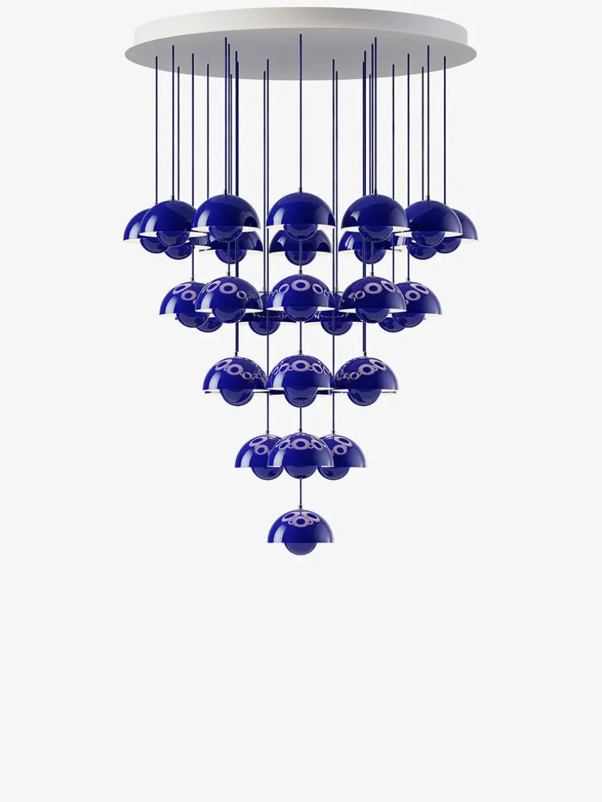 Flowerpot Chandelier VP10, 10 pendants reversed fra &Tradition