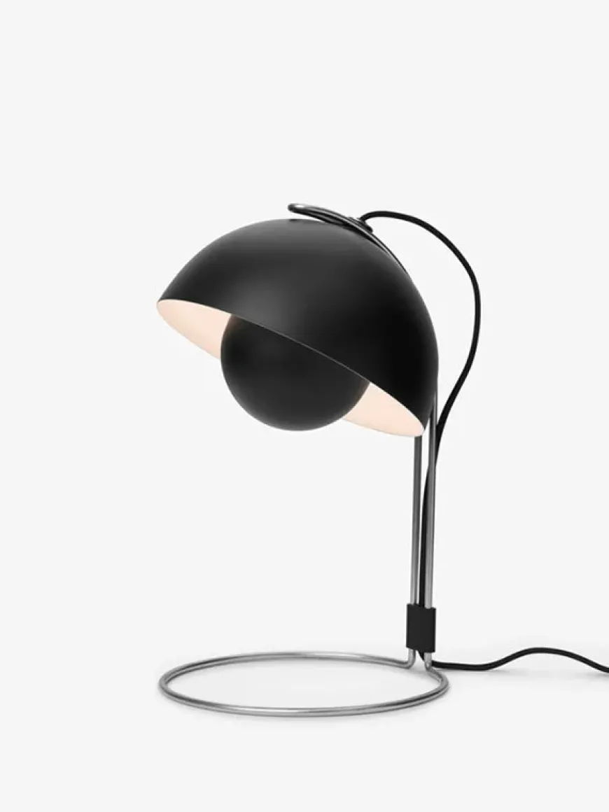 Flowerpot VP4 bordlampe af Verner Panton