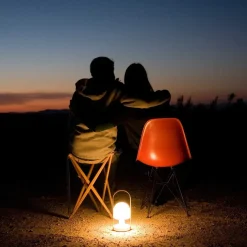 Follow Me grøn bordlampe fra Marset