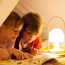 Follow Me terracotta bordlampe fra Marset