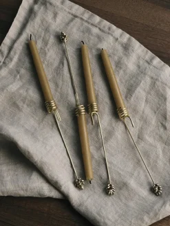 Forest Christmas Tree Candle Holders, sæt á 4 stk., brass fra Ferm Living