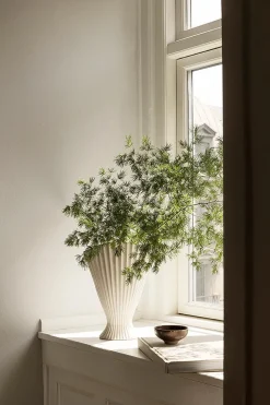 Fountain Vase 20 fra Ferm Living