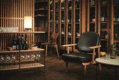 Fred Lænestol, valnødfarvet eg fra Fritz Hansen