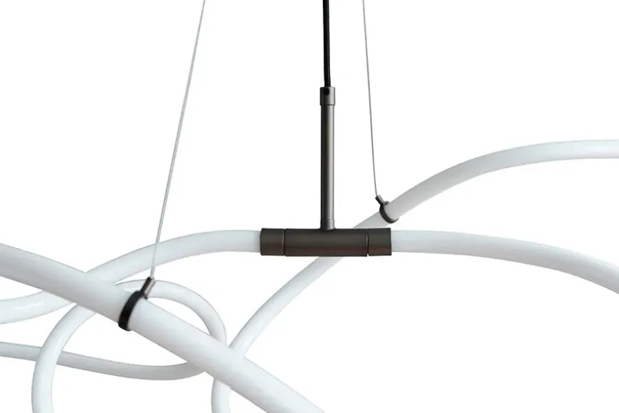 Ghost Chandelier, Big, Chrome fra 101 Copenhagen