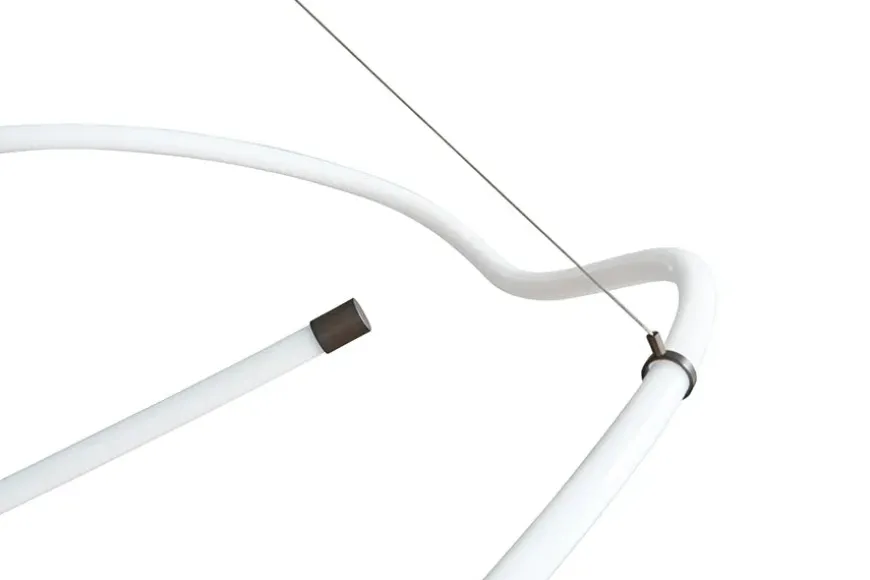 Ghost Chandelier, Big, Chrome fra 101 Copenhagen