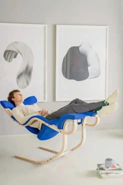 Gravity Balans Lænestol fra Variér (Sort ask)