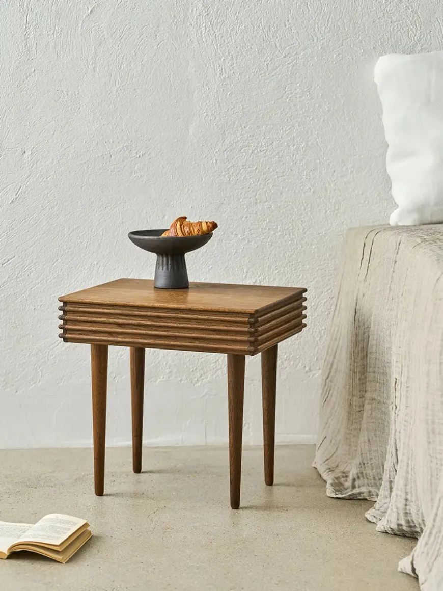 Groove Night Table fra DK3