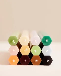 Hexagon Candle 4 Stk., dark fra Hay