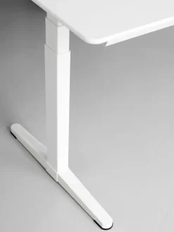 HiLow3 skrivebord fra Montana