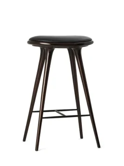 Høj barstol i Sirka grå egetræ fra Mater