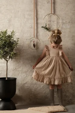 Hourglass Pot, cashmere fra Ferm Living