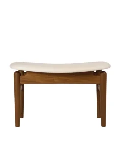 Høvdingeskammel af Finn Juhl