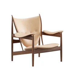 Høvdingestol, eg klar olie af Finn Juhl