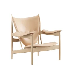 Høvdingestol, eg olie af Finn Juhl