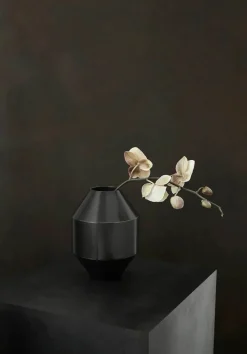 Hydro Vase H20 fra Fredericia Furniture