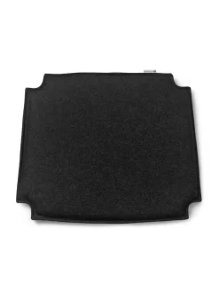 Hynde i stof til Y-stol CH24 fra Carl Hansen & Søn