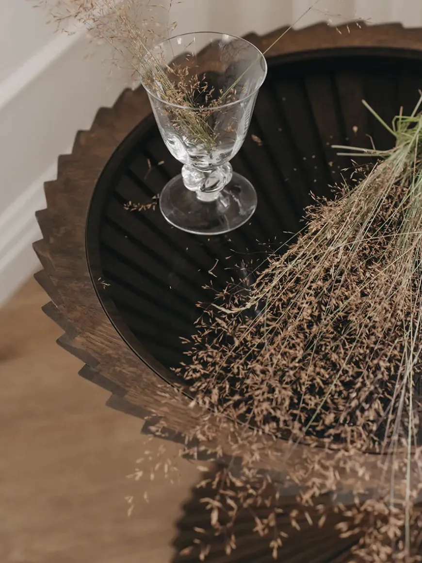 HYPERBEL sidebord. lys eg fra VIA Copenhagen