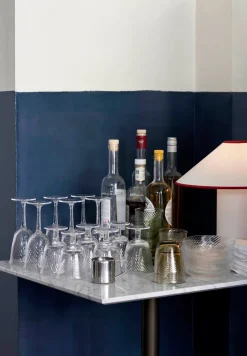 In Between Bord SK16, Bronzed stel fra &tradition