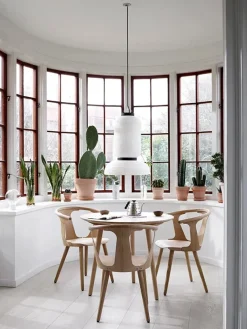 In Between Bord SK3 fra &Tradition