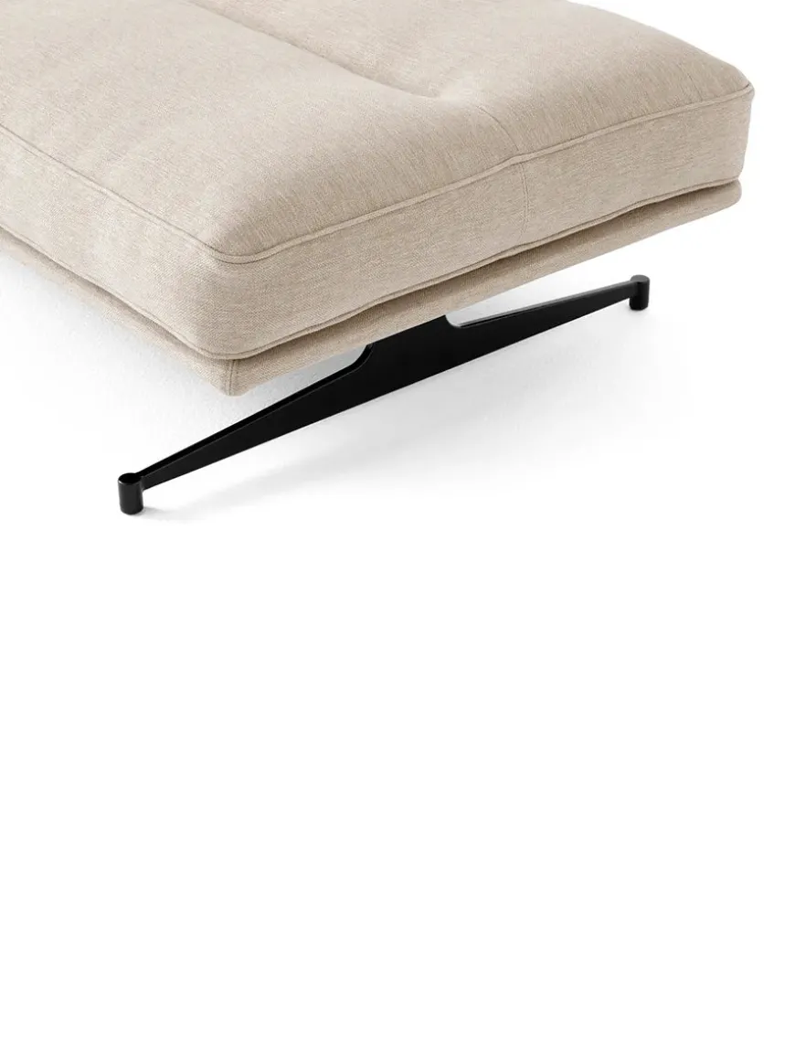 Inland AV32 Pouf fra &Tradition