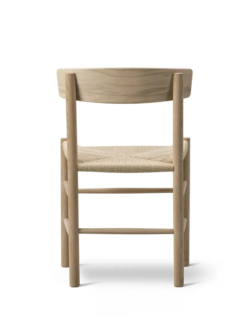 J39 Folkestolen, olieret eg af Børge Mogensen