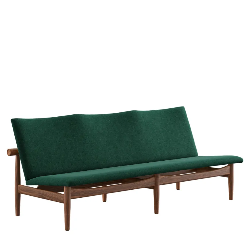 Japan 3 pers. sofa, eg klar olie af Finn Juhl