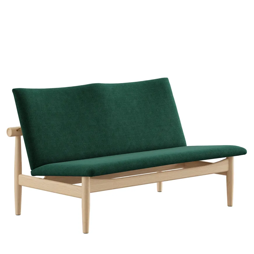 Japan 2 pers. sofa, valnød af Finn Juhl
