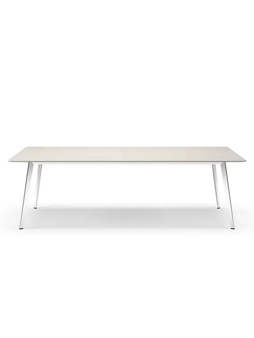 JW2510 bord fra Montana