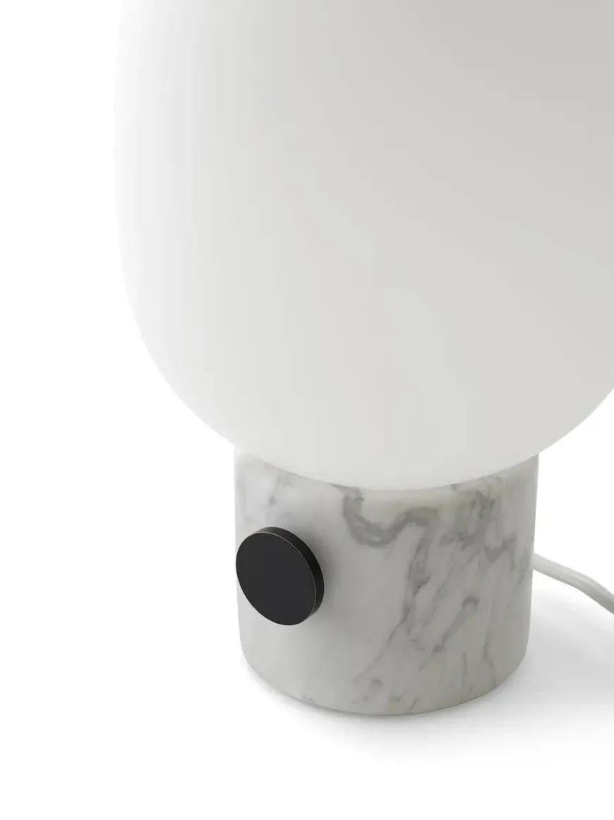 JWDA Table Lamp, red travertine stone fra Audo Copenhagen