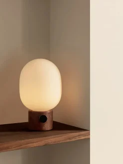 JWDA Table Lamp, red travertine stone fra Audo Copenhagen