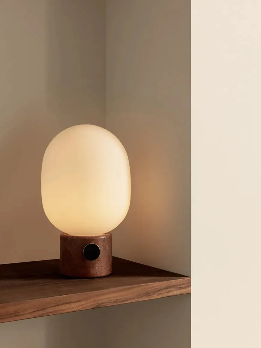 JWDA Table Lamp, red travertine stone fra Audo Copenhagen