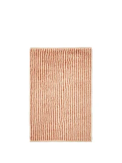 Kami Knotted Rug, red brown fra Ferm Living