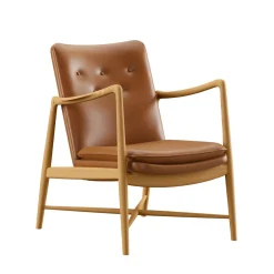 Kaminstolen, eg olie af Finn Juhl