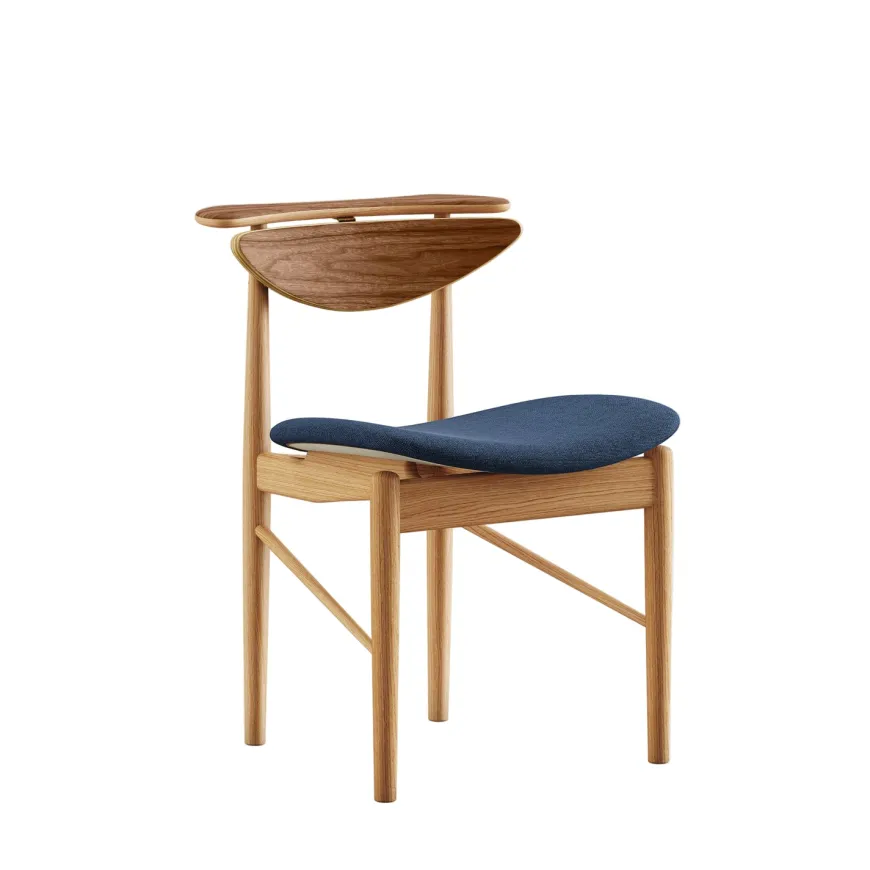 Karmstolen, ask klar olie af Finn Juhl