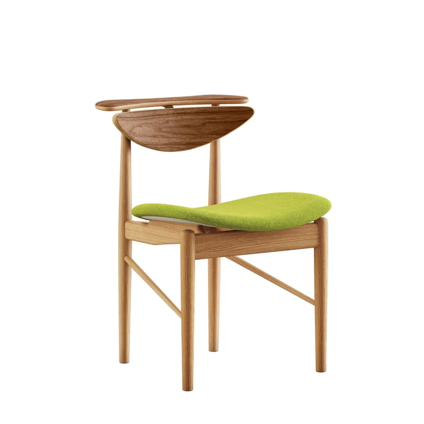 Karmstolen, ask klar olie af Finn Juhl