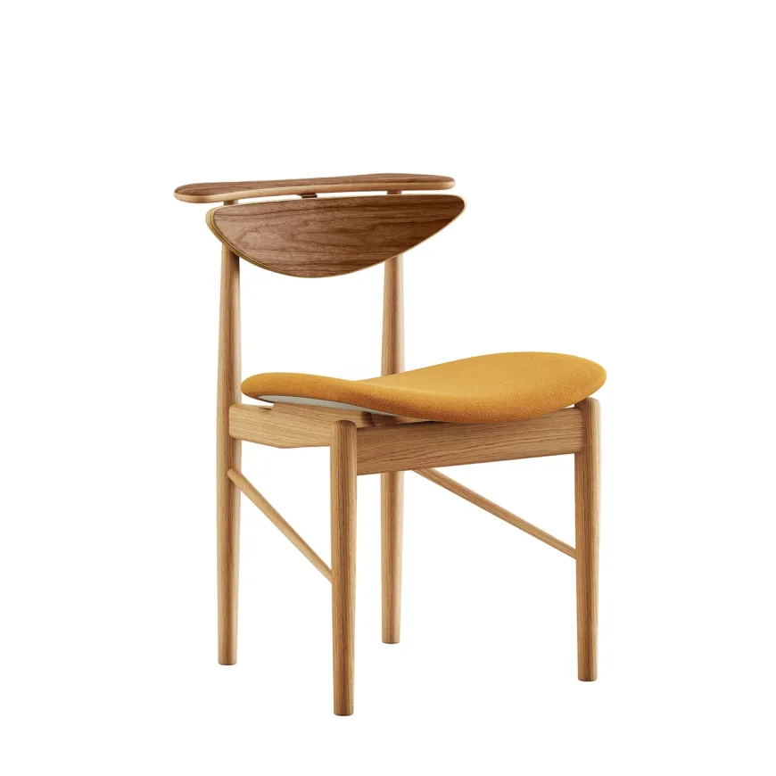 Karmstolen, eg olie af Finn Juhl